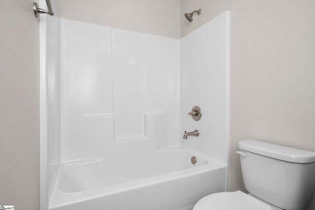 198 Highland Springs Loop, Inman, SC 29349