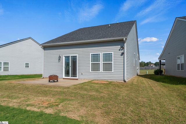 198 Highland Springs Loop, Inman, SC 29349