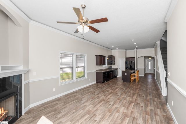 198 Highland Springs Loop, Inman, SC 29349