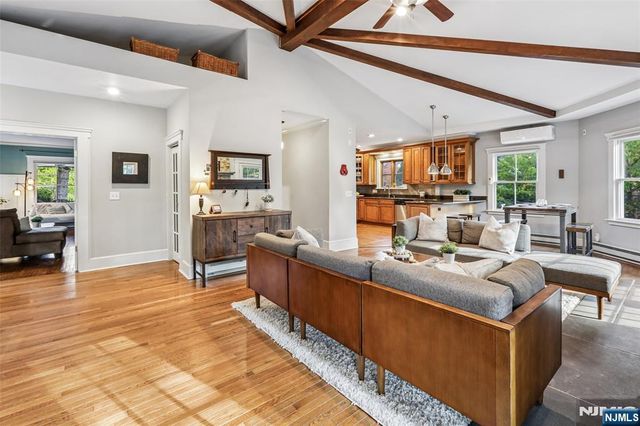 130 N Maple Avenue, Ridgewood, NJ 07450