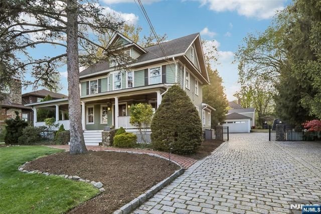 130 N Maple Avenue, Ridgewood, NJ 07450