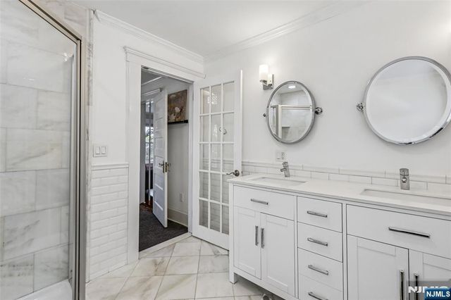 130 N Maple Avenue, Ridgewood, NJ 07450