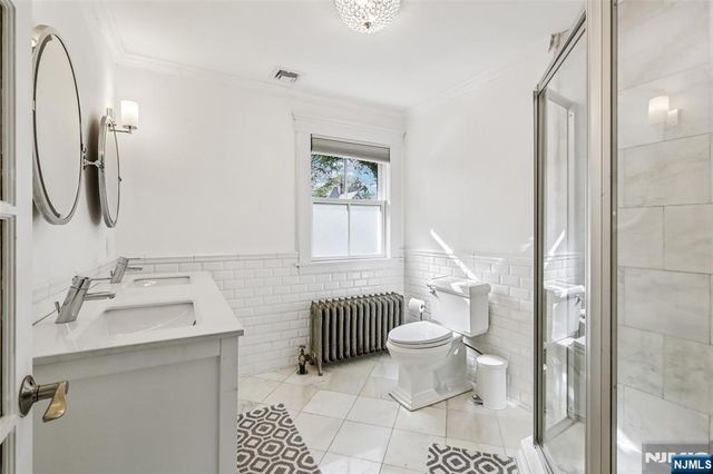 130 N Maple Avenue, Ridgewood, NJ 07450