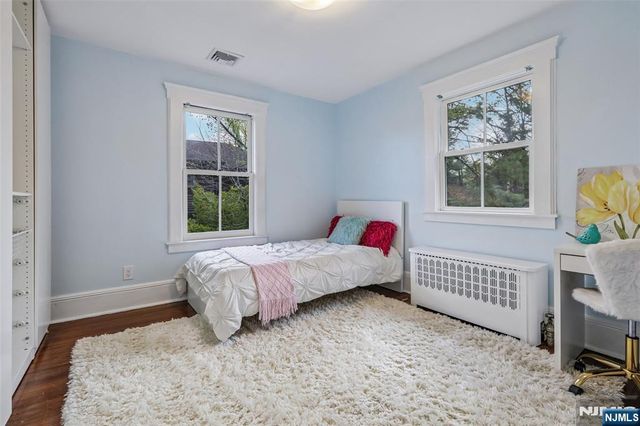 130 N Maple Avenue, Ridgewood, NJ 07450