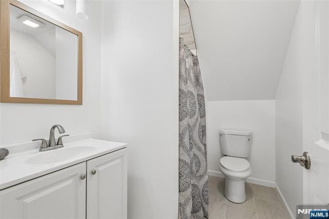 130 N Maple Avenue, Ridgewood, NJ 07450