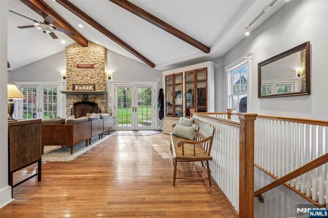 130 N Maple Avenue, Ridgewood, NJ 07450