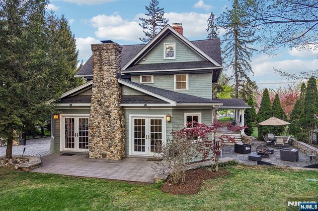 130 N Maple Avenue, Ridgewood, NJ 07450