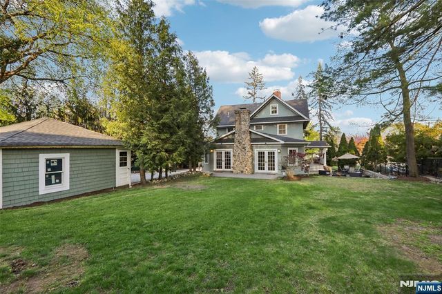 130 N Maple Avenue, Ridgewood, NJ 07450