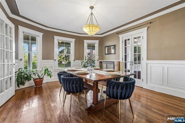 130 N Maple Avenue, Ridgewood, NJ 07450