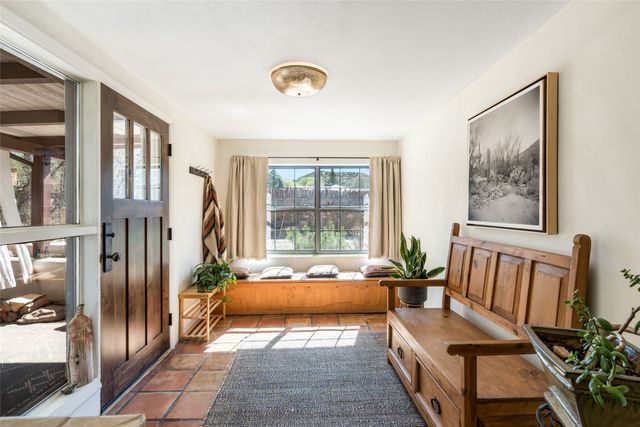 1402 Bishops Lodge Road A, Santa Fe, NM 87506