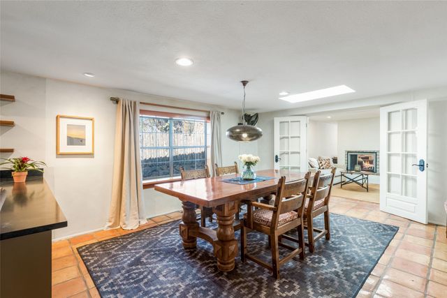 1402 Bishops Lodge Road A, Santa Fe, NM 87506