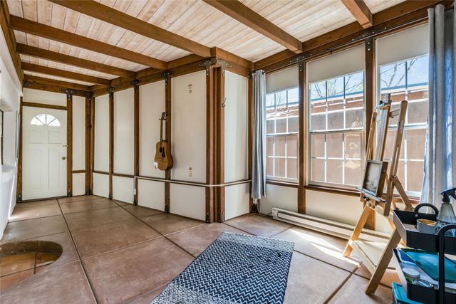 1402 Bishops Lodge Road A, Santa Fe, NM 87506