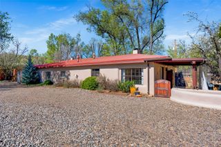 1402 Bishops Lodge Road A, Santa Fe, NM 87506