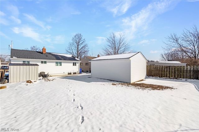 16159 Bowfin Boulevard, Brookpark, OH 44142