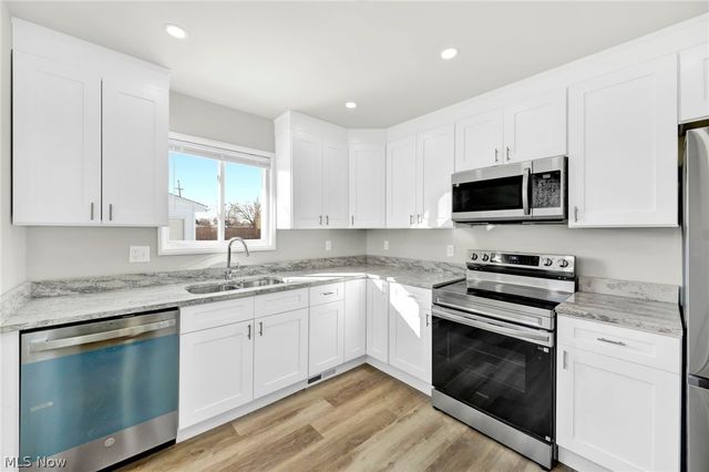 16159 Bowfin Boulevard, Brookpark, OH 44142