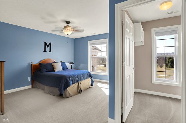 8944 Spring Violet Place, Zionsville, IN 46077