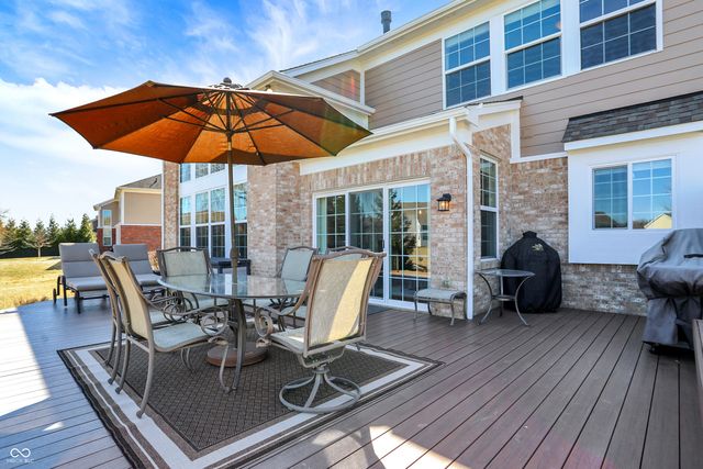 8944 Spring Violet Place, Zionsville, IN 46077