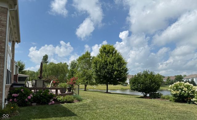 8944 Spring Violet Place, Zionsville, IN 46077