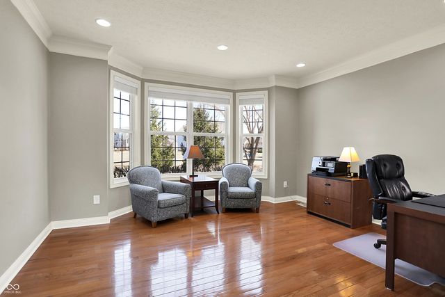 8944 Spring Violet Place, Zionsville, IN 46077