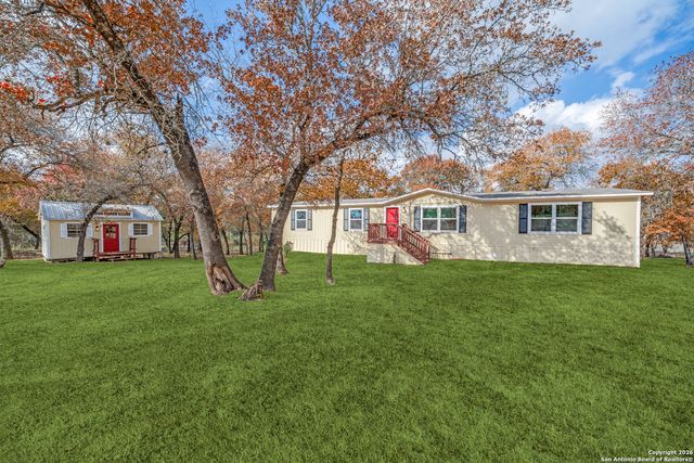 551 BIG OAK DR, San Antonio, TX 78264