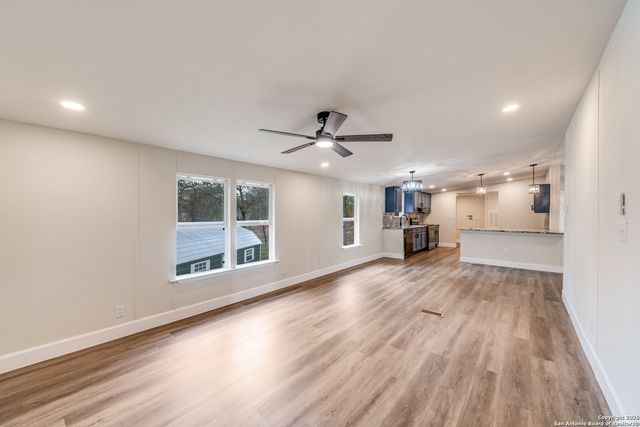 551 BIG OAK DR, San Antonio, TX 78264