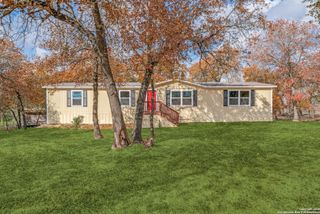 551 BIG OAK DR, San Antonio, TX 78264