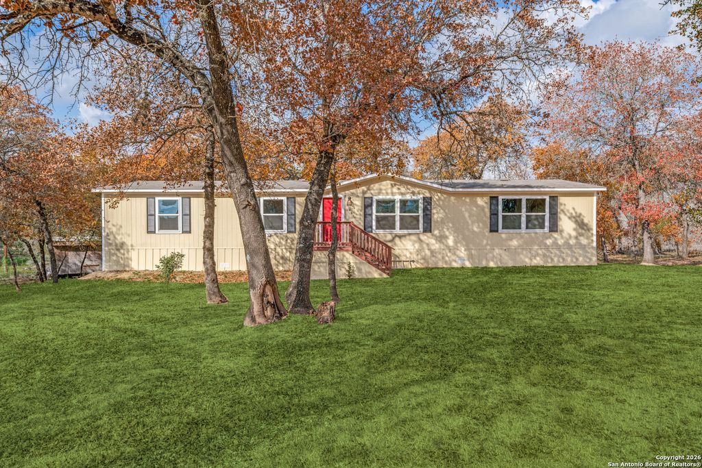 551 BIG OAK DR, San Antonio, TX 78264