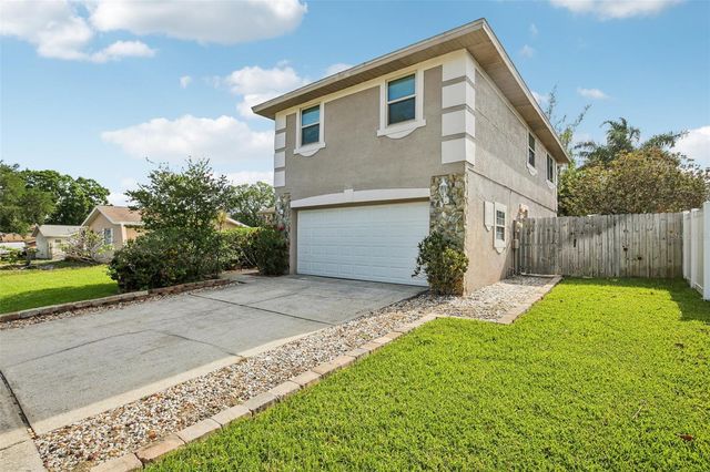2589 KNOLL STREET W, Palm Harbor, FL 34683