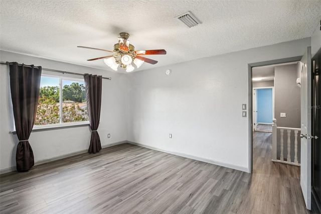 2589 KNOLL STREET W, Palm Harbor, FL 34683