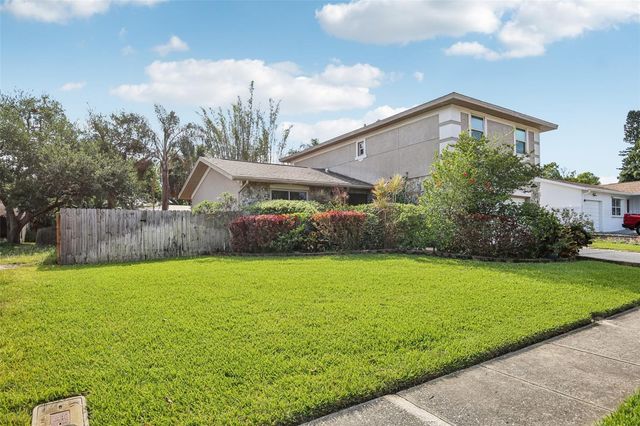 2589 KNOLL STREET W, Palm Harbor, FL 34683