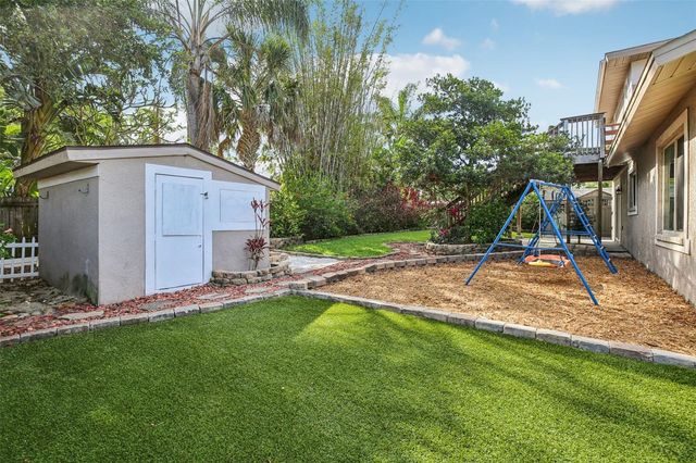 2589 KNOLL STREET W, Palm Harbor, FL 34683