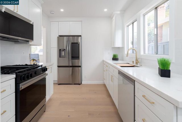 1515 1515 Hampel St, Oakland, CA 94602