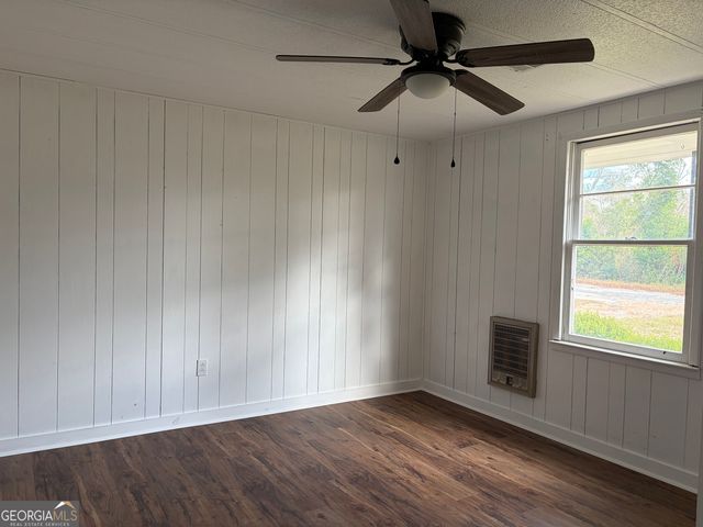 184 Belvue Avenue, Lyons, GA 30436