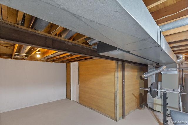 5423 Meadowcrest Drive, Flint, MI 48532