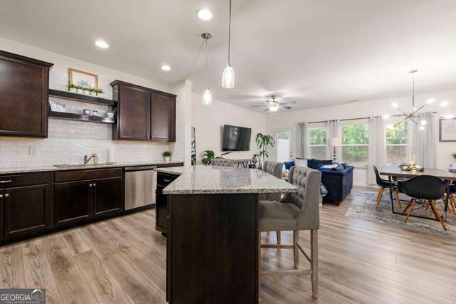 3295 Estes Drive, South Fulton, GA 30349