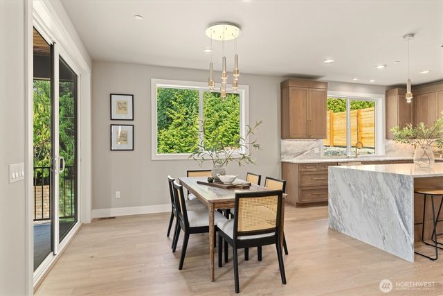 18520 83rd Avenue NE, Kenmore, WA 98028