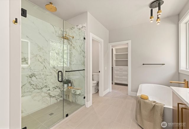 18520 83rd Avenue NE, Kenmore, WA 98028