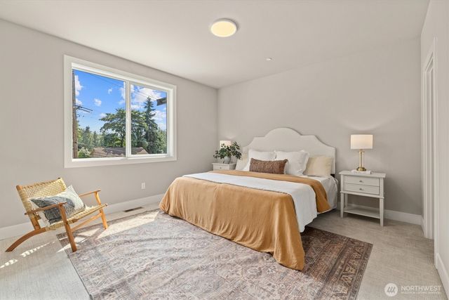 18520 83rd Avenue NE, Kenmore, WA 98028