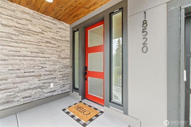 18520 83rd Avenue NE, Kenmore, WA 98028