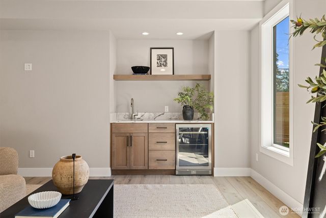 18520 83rd Avenue NE, Kenmore, WA 98028