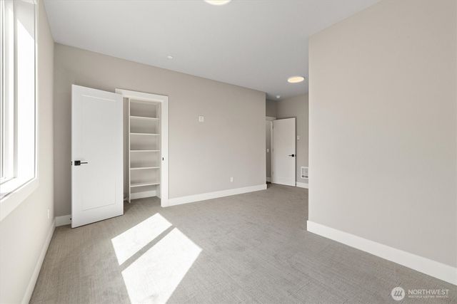 18520 83rd Avenue NE, Kenmore, WA 98028