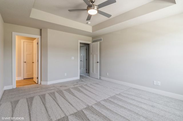 2536 E 50th Court, Des Moines, IA 50317