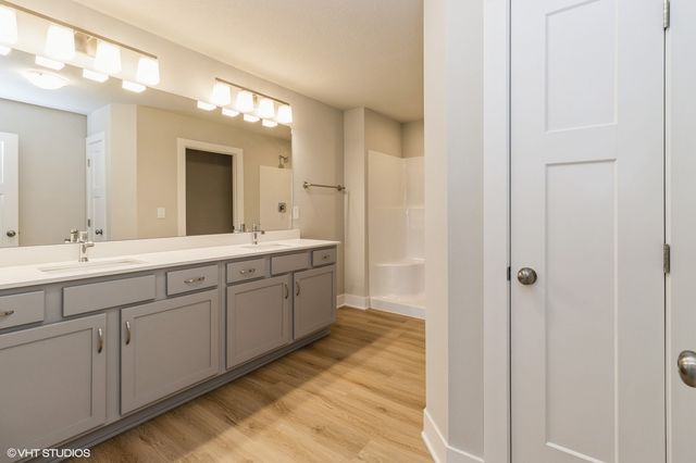 2536 E 50th Court, Des Moines, IA 50317