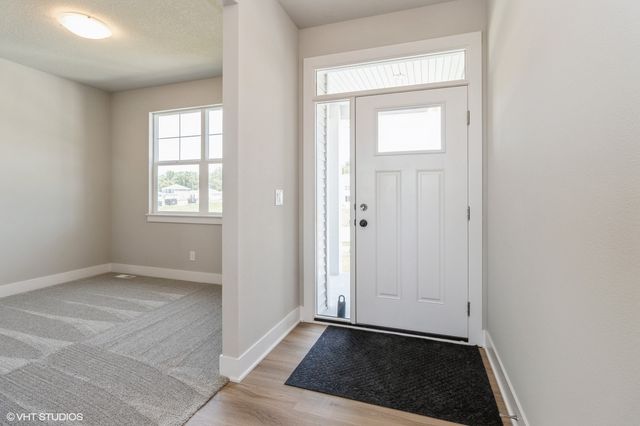 2536 E 50th Court, Des Moines, IA 50317