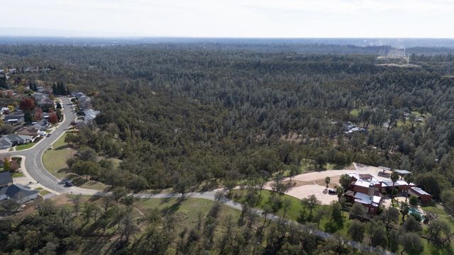 000 Weseman Road, Redding, CA 96001