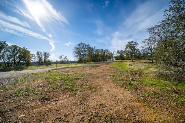 000 Weseman Road, Redding, CA 96001