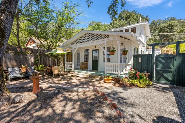 11611 Garden Ct, Clearlake Oaks, CA 95423