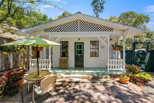 11611 Garden Ct, Clearlake Oaks, CA 95423
