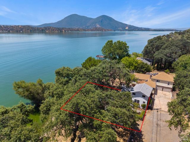 11611 Garden Ct, Clearlake Oaks, CA 95423