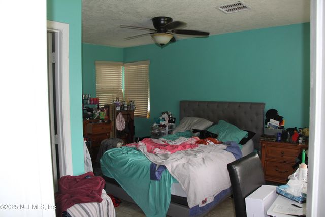 10843 PINE ACRES Road, Jacksonville, FL 32257